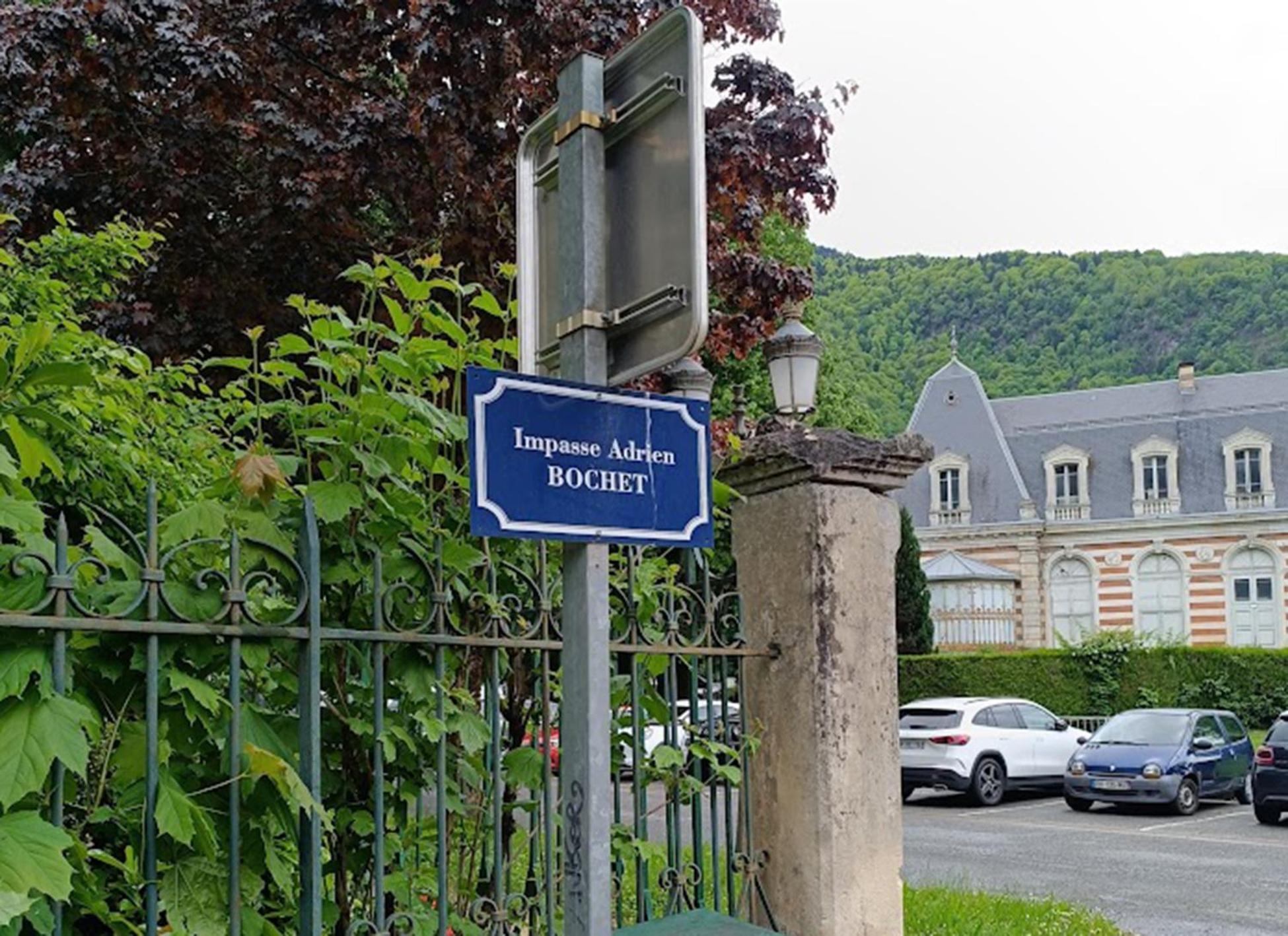Апартаменты Le Nid De Juliette, T3 Duplex, Parking, Cave Bagneres-de-Luchon Экстерьер фото